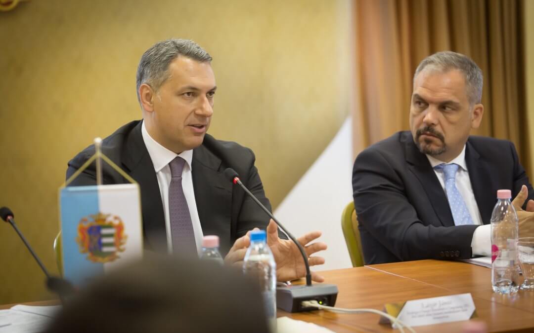 Megyegyűlés Mezőhegyesen